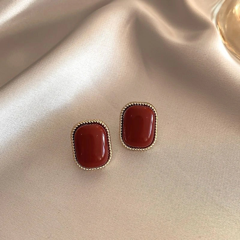 Red Retro Stud Earrings High Sense Jewelry